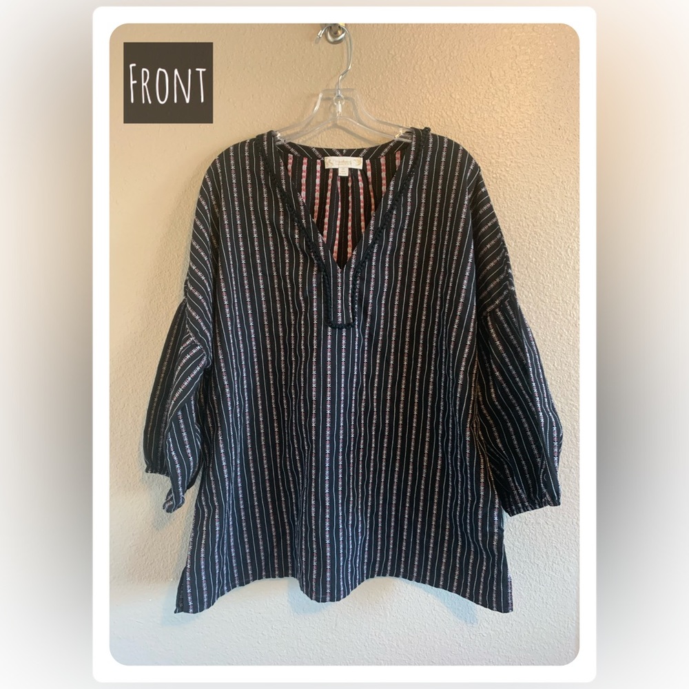 Gently Worn Women’s 3/4 Sleeve Top 2XL